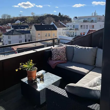 Exclusive Penthouse Apartment - Best View In Town! Grimstad (Aust-Agder)